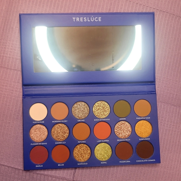 Treslúce La Flor De Mexico Eyeshadow Palette Brand New - Picture 1 of 4